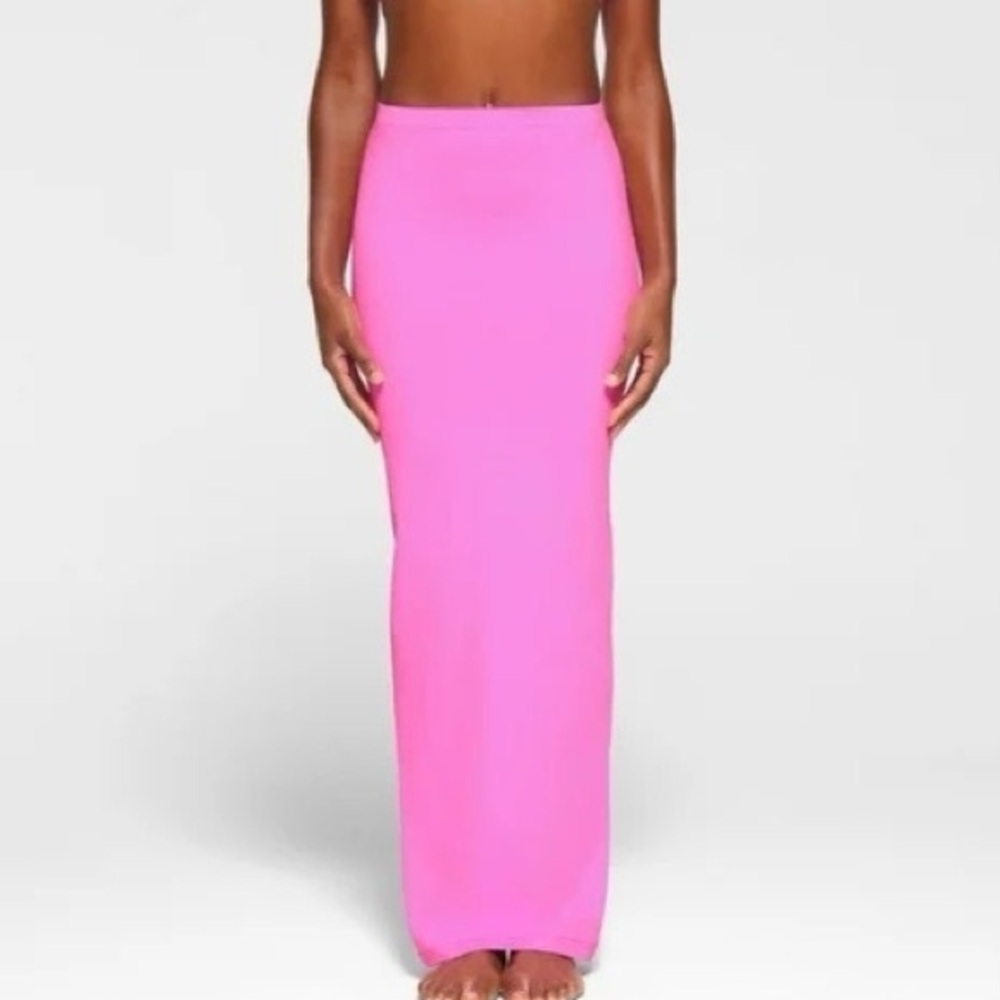 SKIMS Recycled Swim Cutout Long Tube Skirt Taffy Pink Size M NWT – Cover-Up